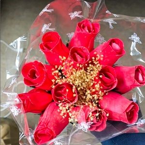 Wooden rose bouquet